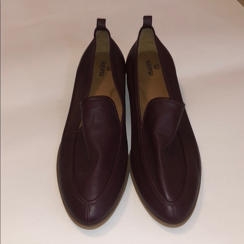 Susina Burgundy Leather Kellen Almond Toe Loafer